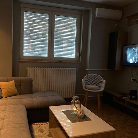 Apartment Dunja Center Welcome Novi Sad Exterior foto